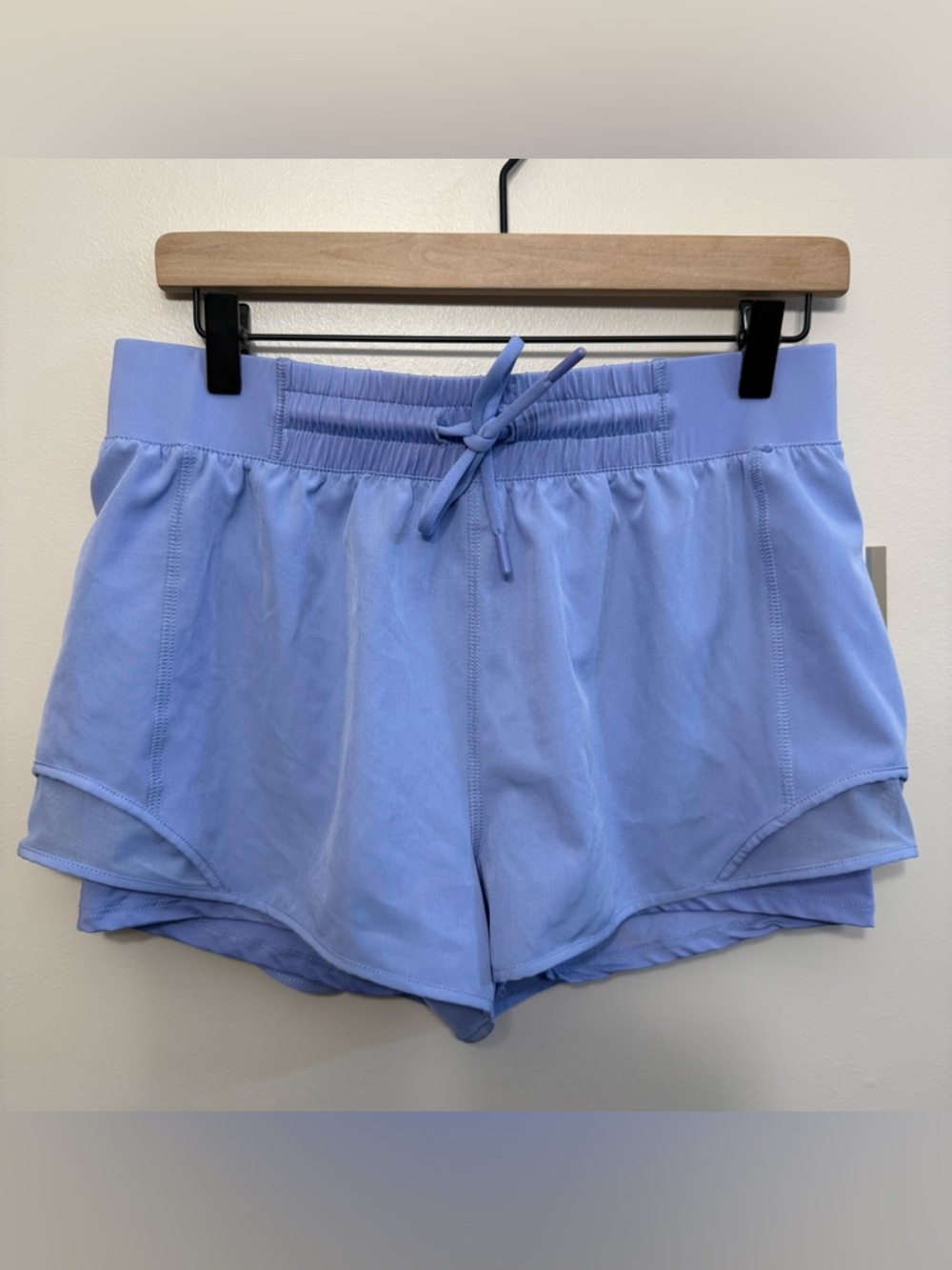 Mondetta shorts. size Medium